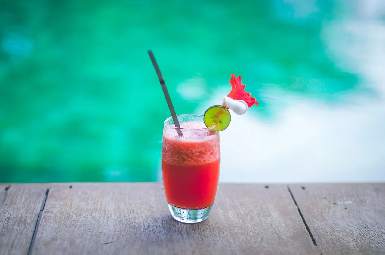 Poolside Pretty